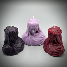 Lade das Bild in den Galerie-Viewer, Veiled Woman candle
